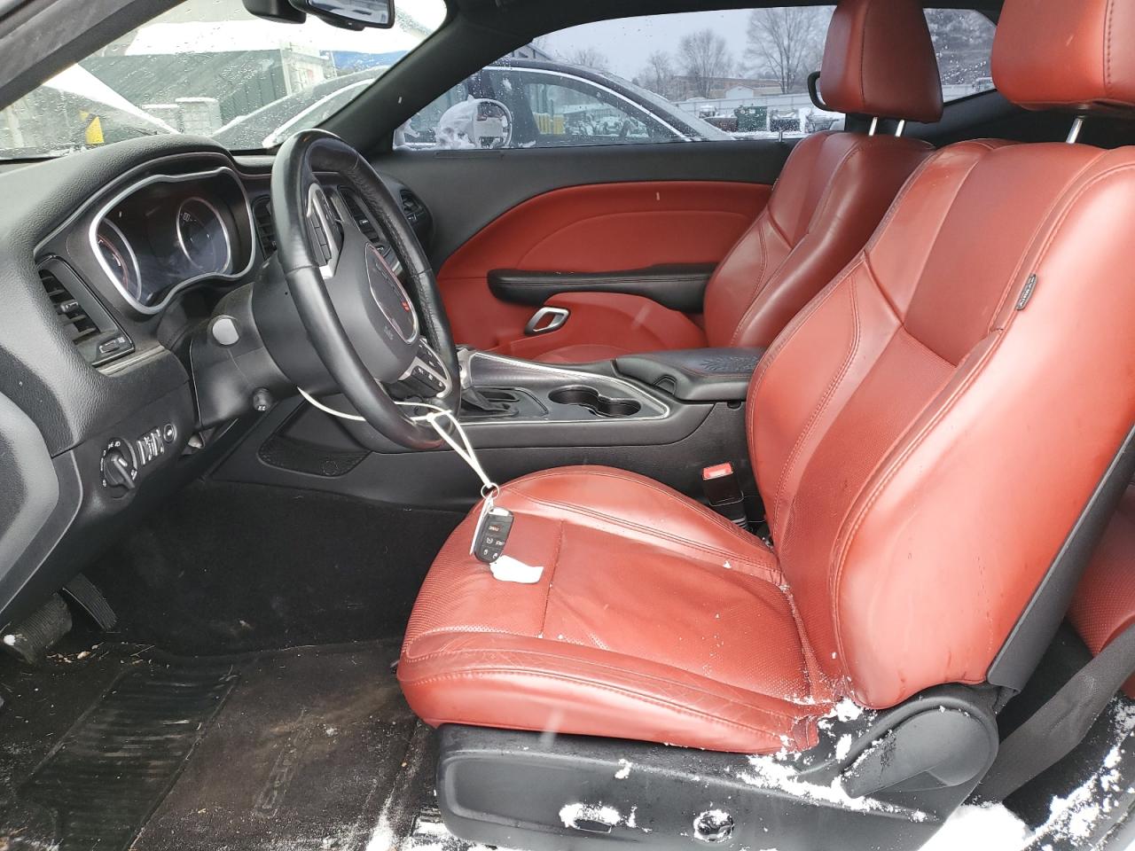2016 Dodge Challenger - Image 7