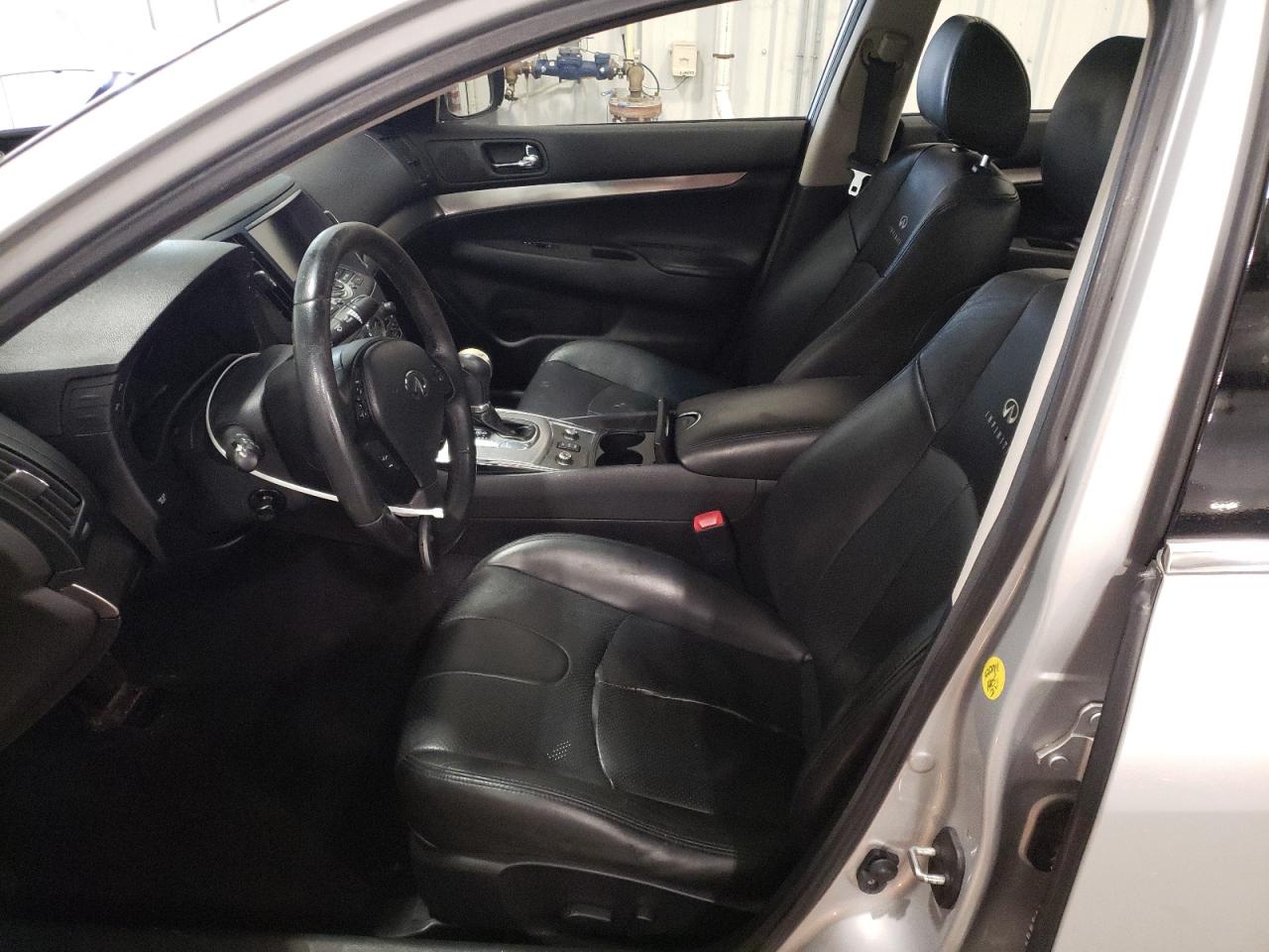 2012 Infiniti G - Image 7
