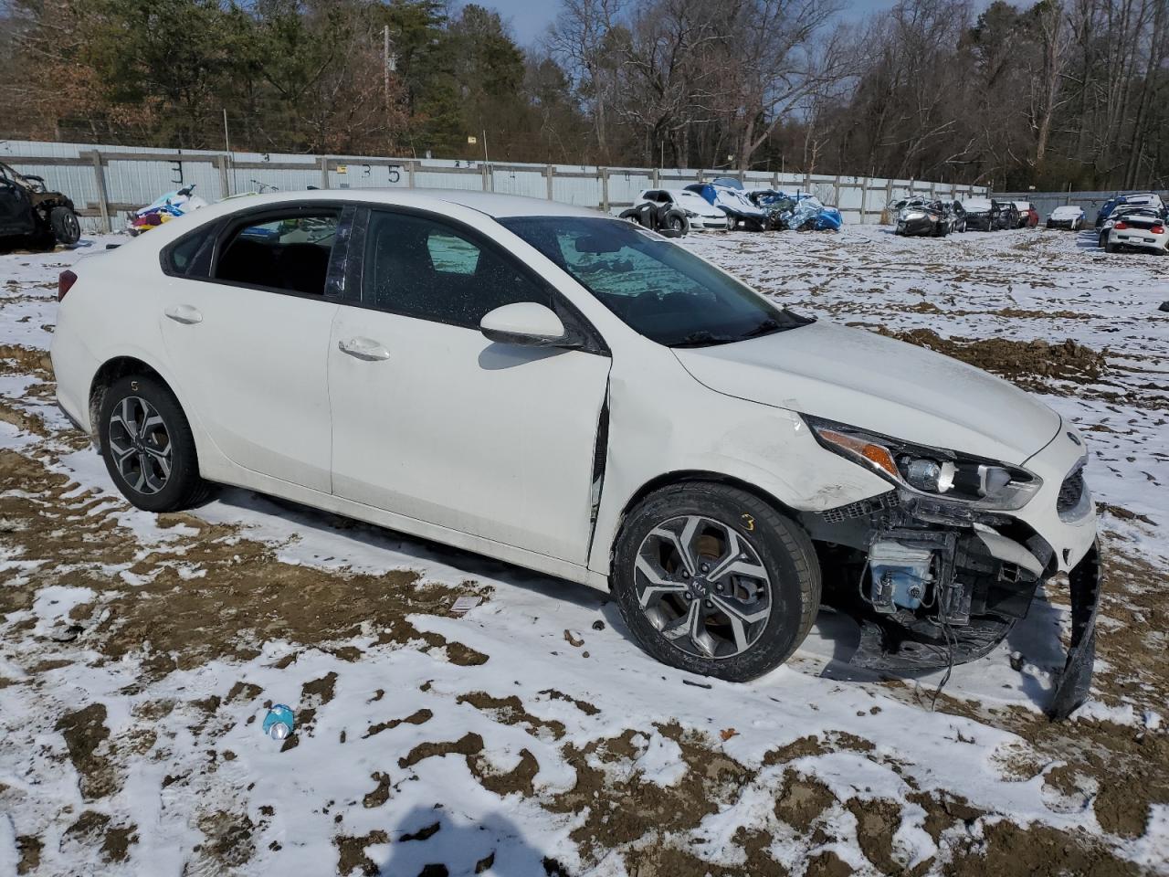 2019 Kia Forte - Image 4