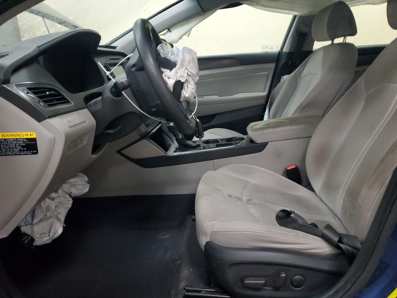 2016 Hyundai Sonata - Image 7