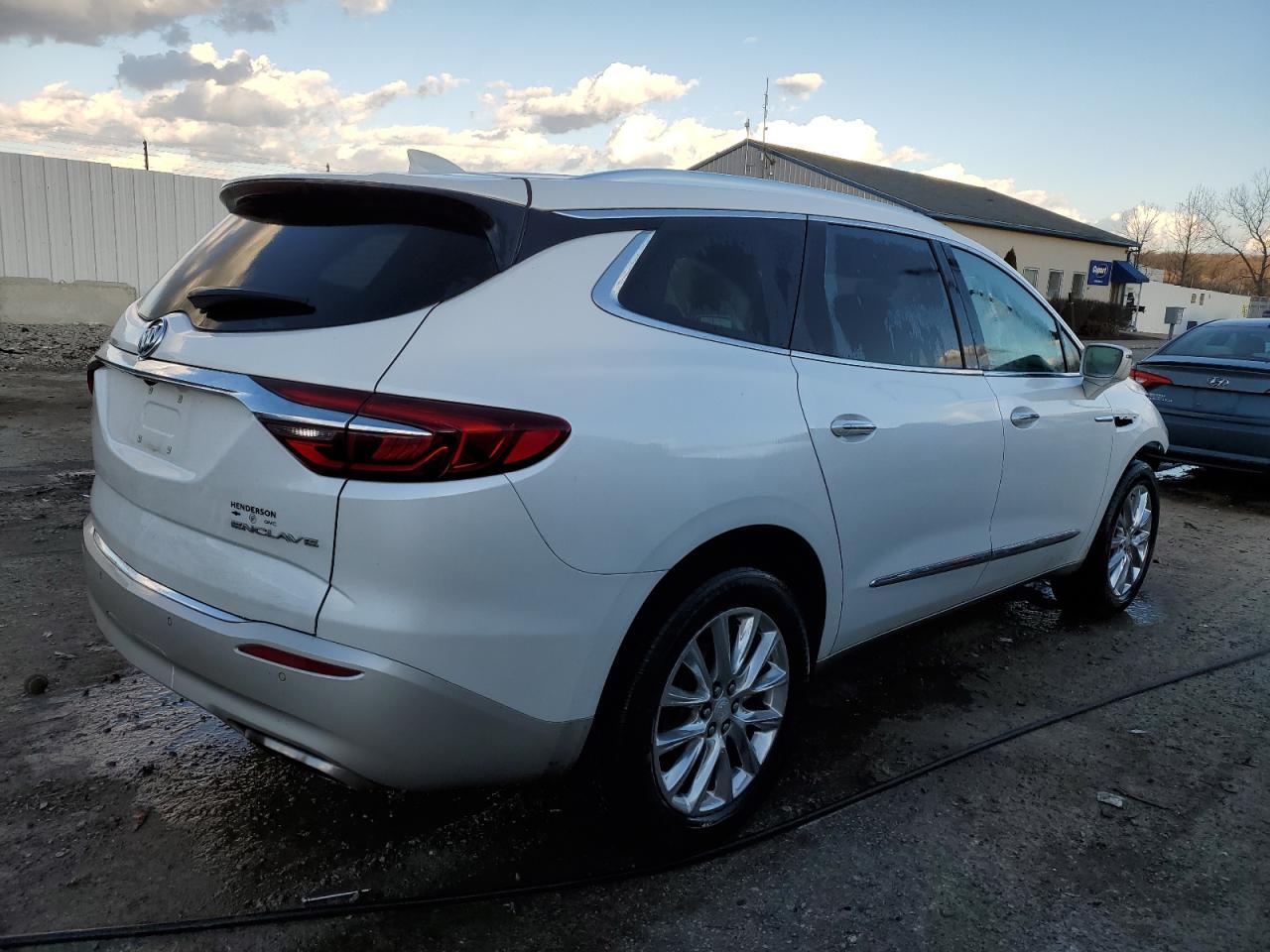 2019 Buick Enclave - Image 3