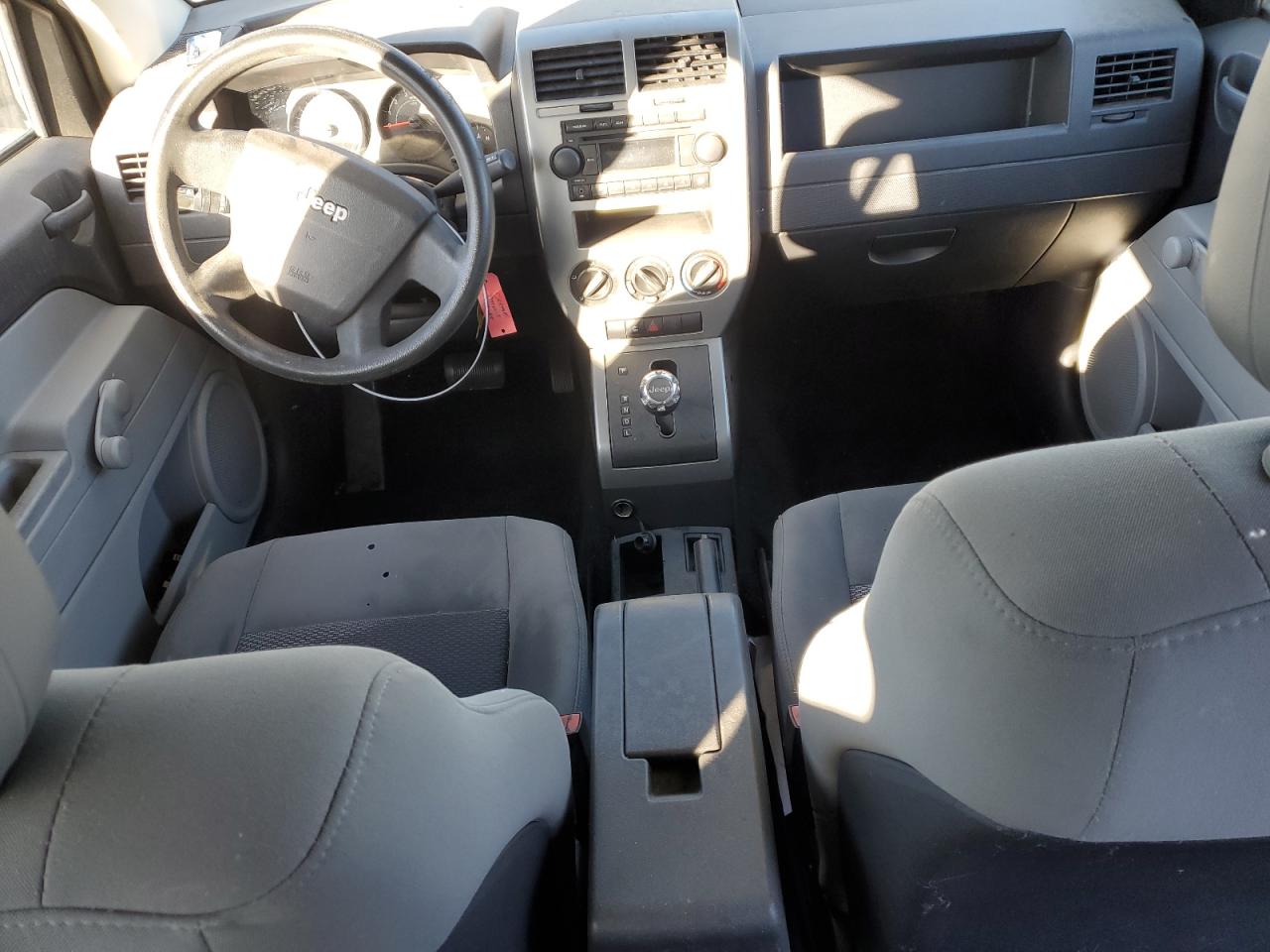 2007 Jeep Compass - Image 8