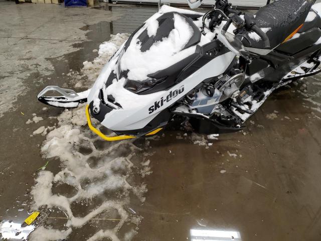 2024 SKIDOO MXZ