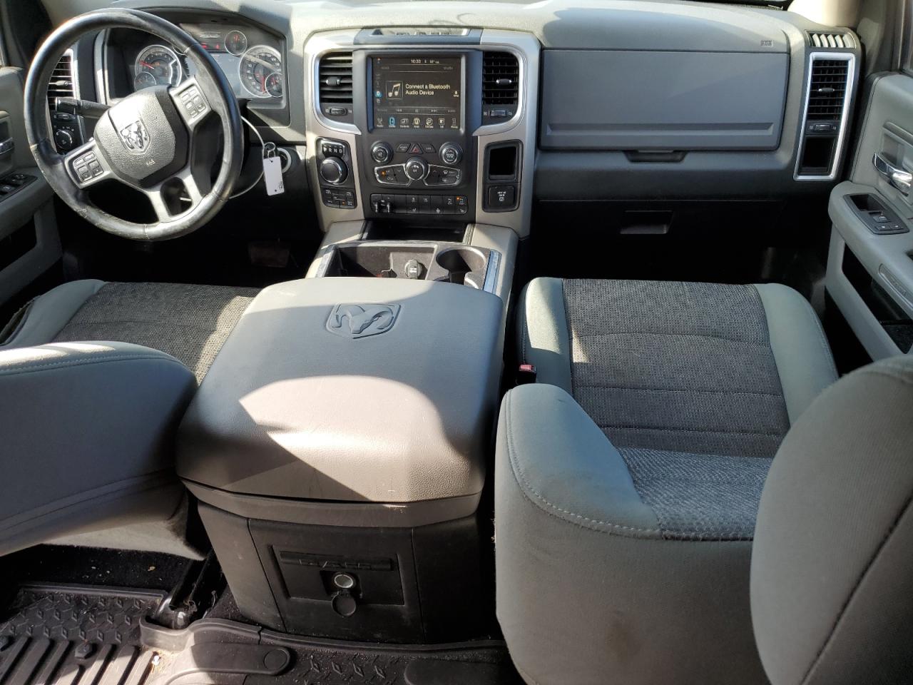 2015 RAM 1500 - Image 8