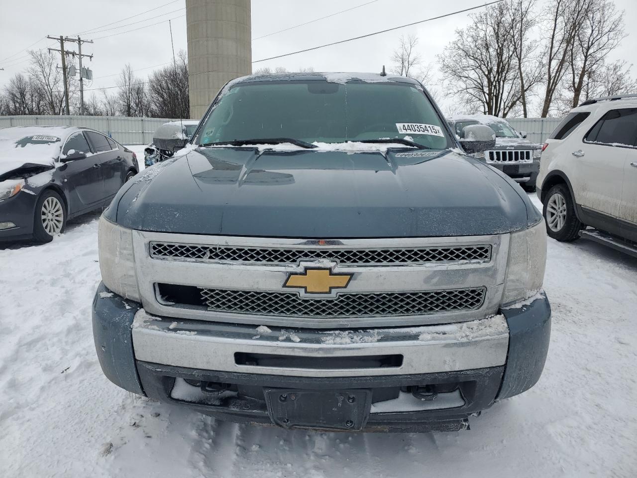 2011 Chevrolet Silverado - Image 5