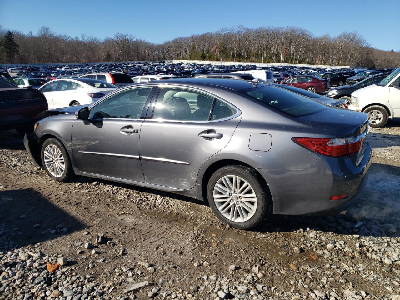 2014 Lexus ES - Image 2