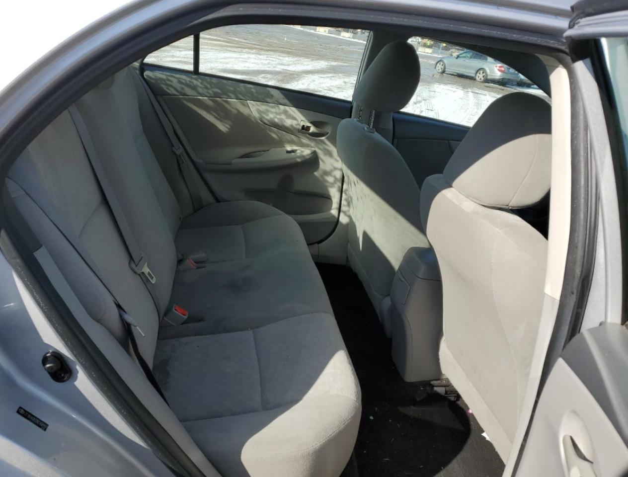 2009 Toyota Corolla - Image 10