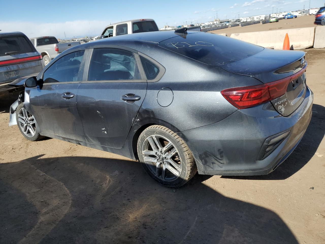 2019 Kia Forte - Image 2