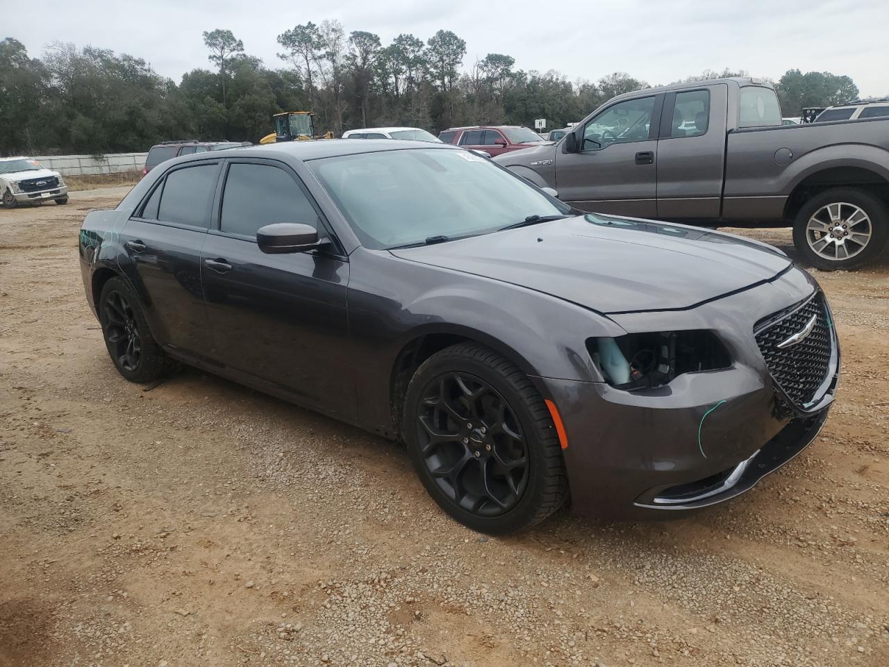 2019 Chrysler 300 - Image 4