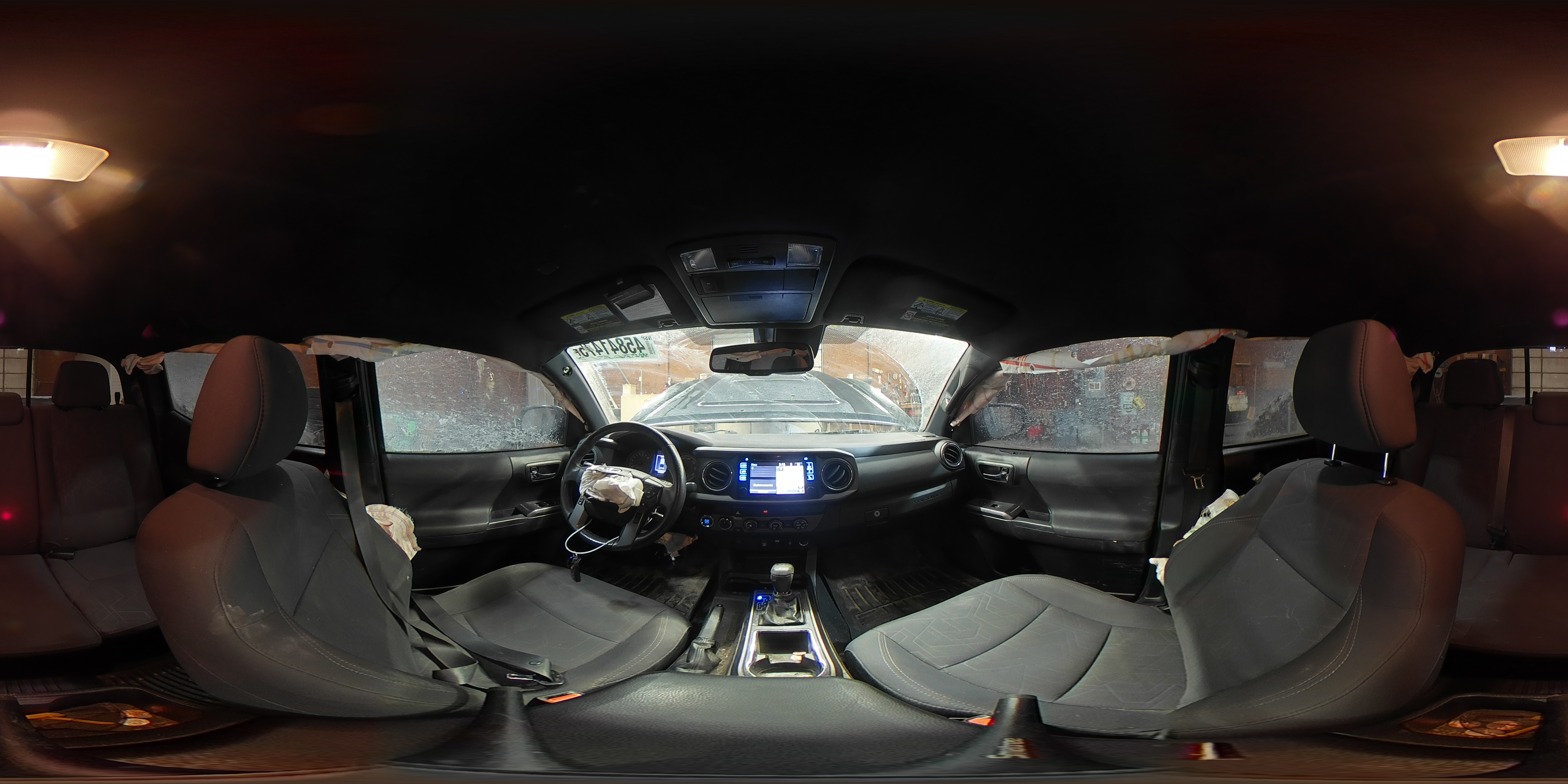 2019 Toyota Tacoma - Image 13