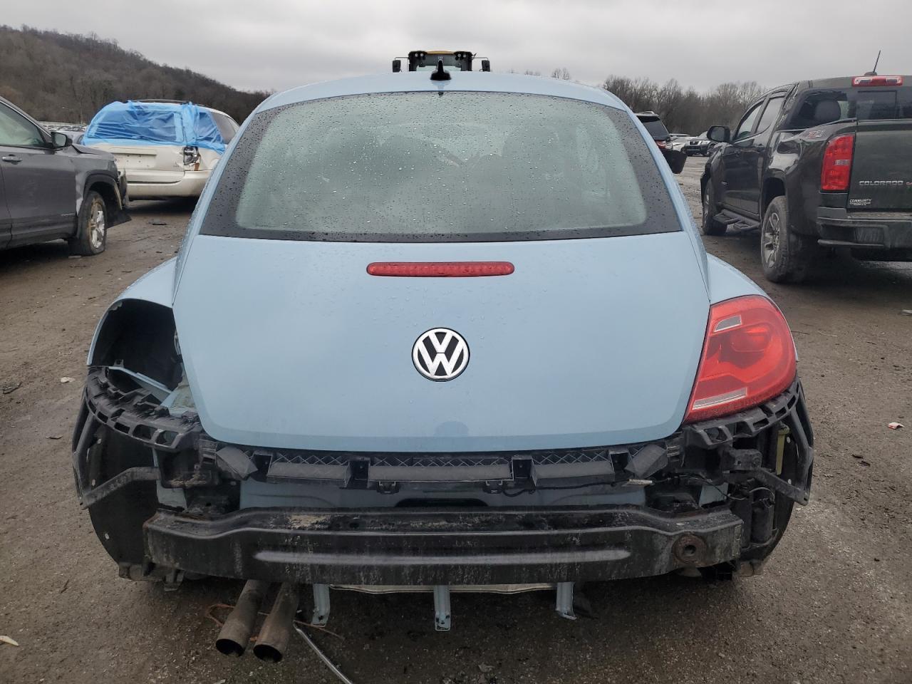 2012 Volkswagen Beetle - Image 6