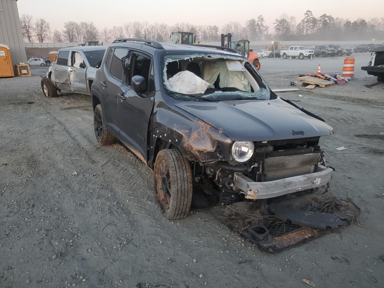 2020 Jeep Renegade - Image 4