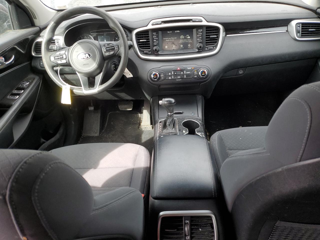 2018 Kia Sorento - Image 8