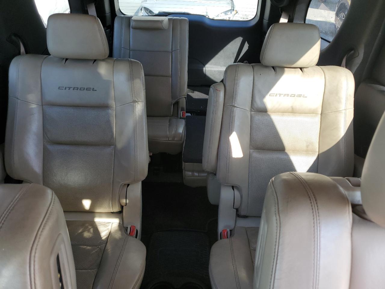 2018 Dodge Durango - Image 10