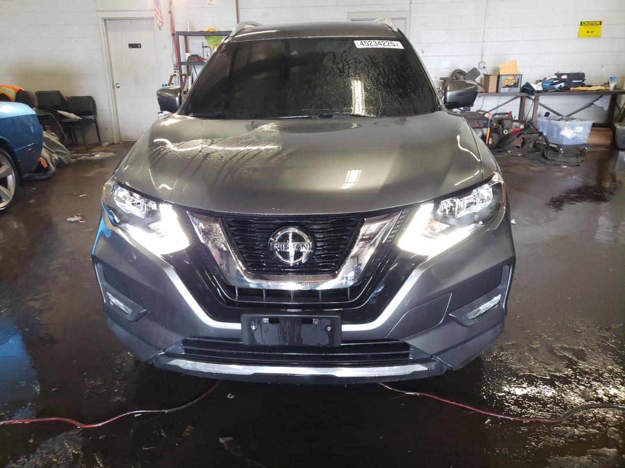 2018 Nissan Rogue - Image 5