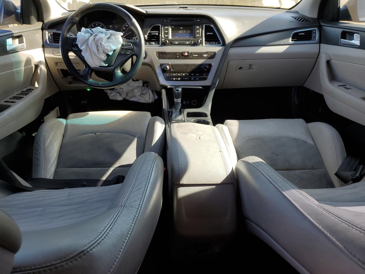 2015 Hyundai Sonata - Image 8