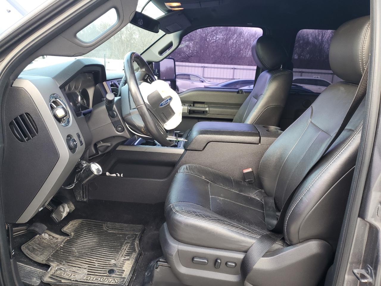2012 Ford F250 - Image 7