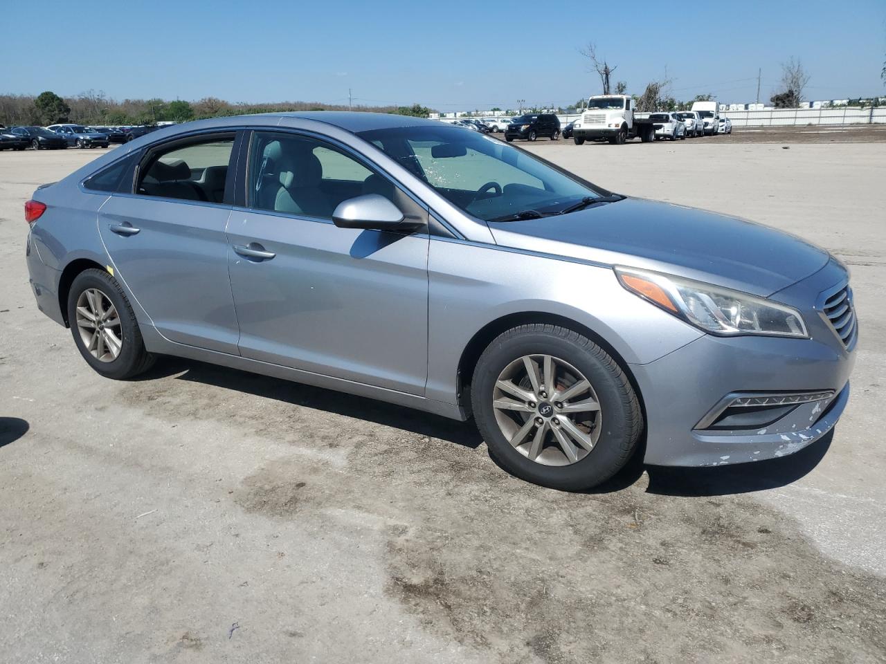2015 Hyundai Sonata - Image 4