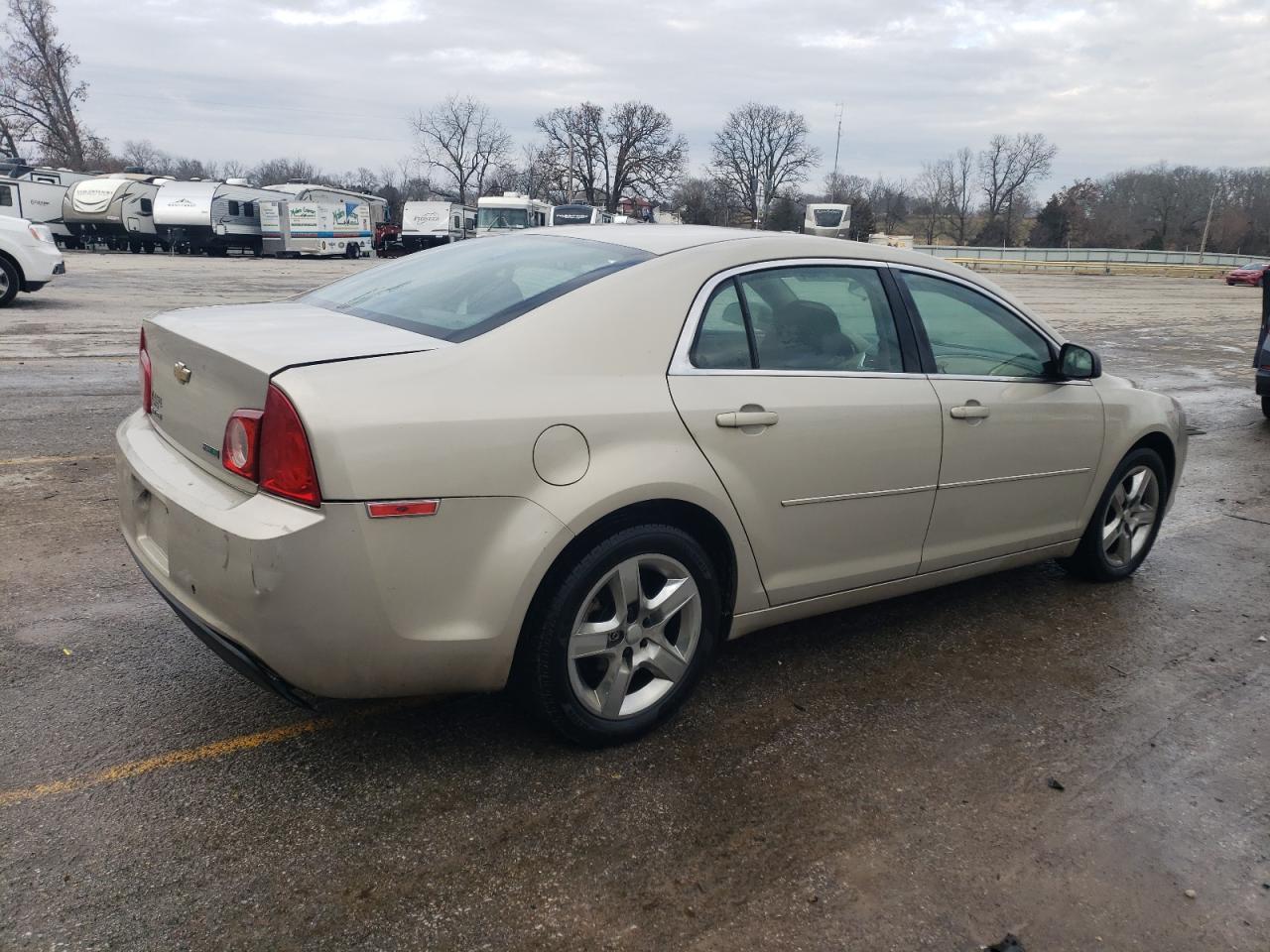 2011 Chevrolet Malibu - Image 3
