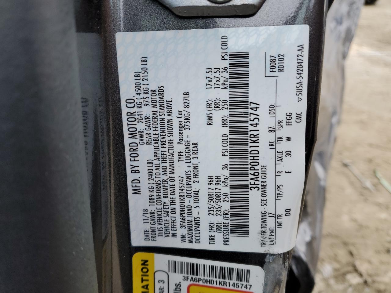 2019 Ford Fusion - Image 12