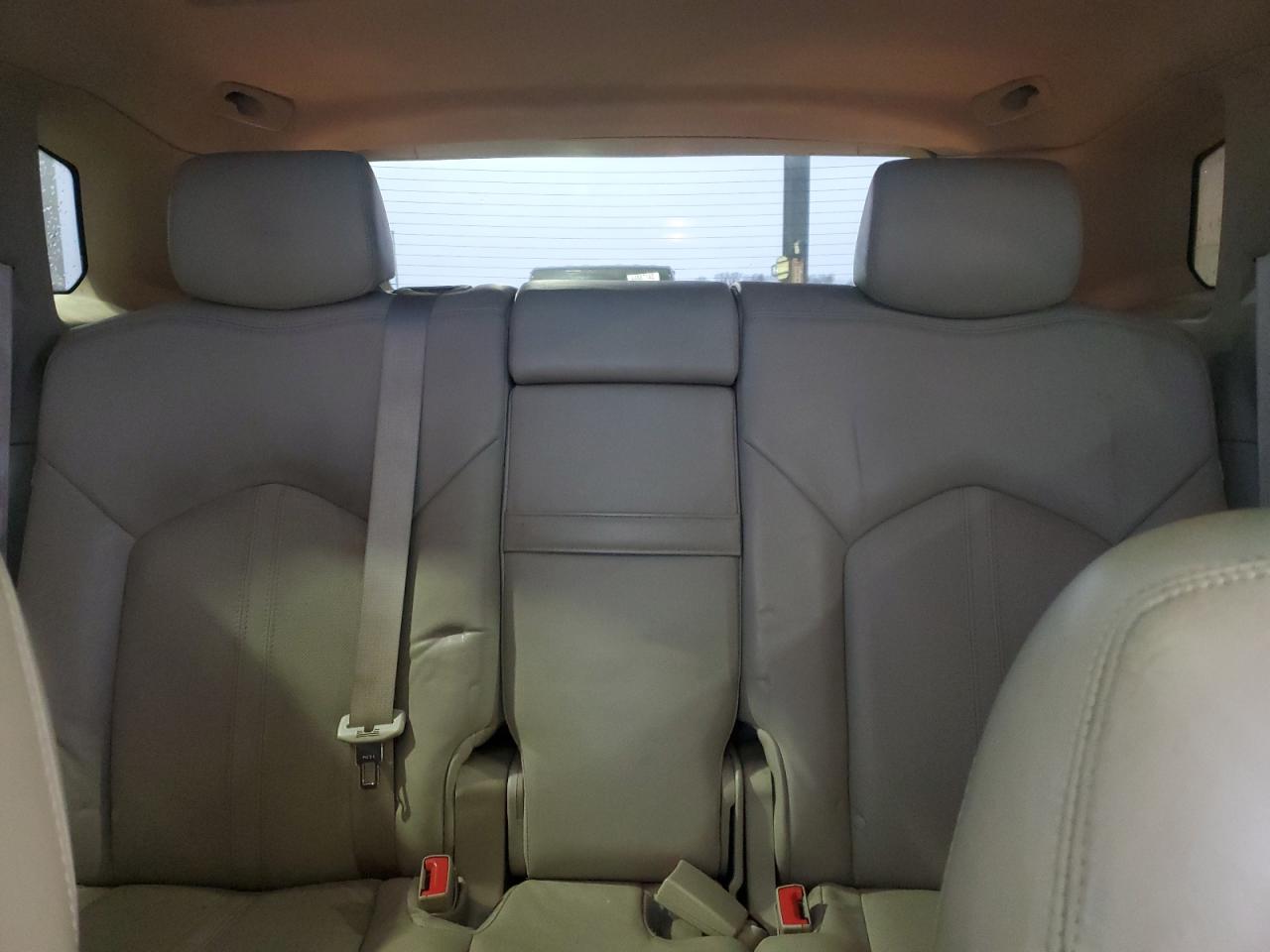 2011 Cadillac SRX - Image 10