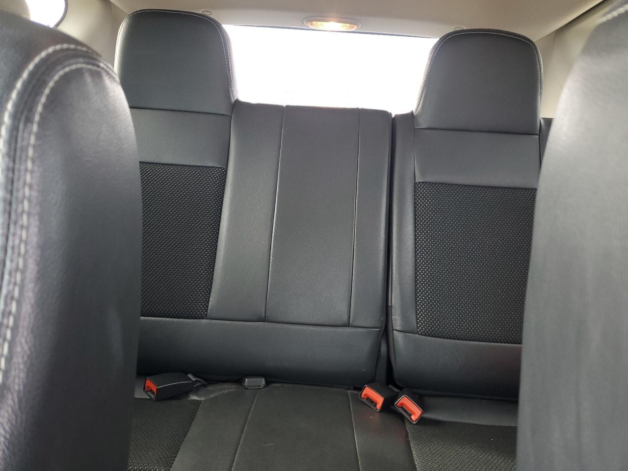 2016 Jeep Compass - Image 10