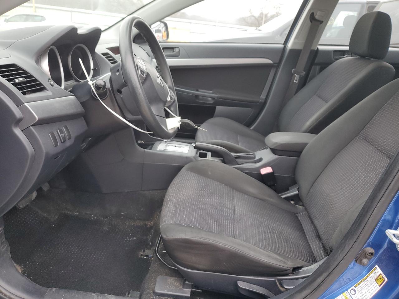 2010 Mitsubishi Lancer - Image 7