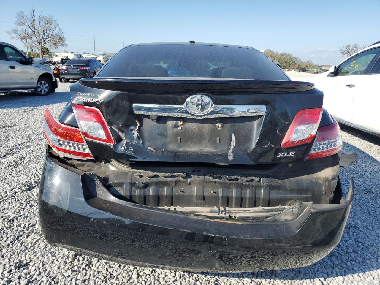2010 Toyota Camry - Image 6