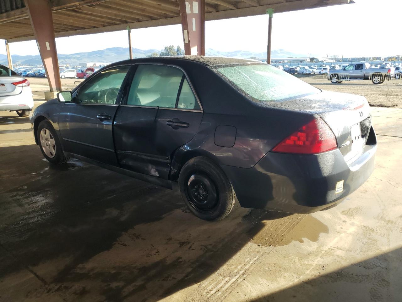 2007 Honda Accord - Image 2