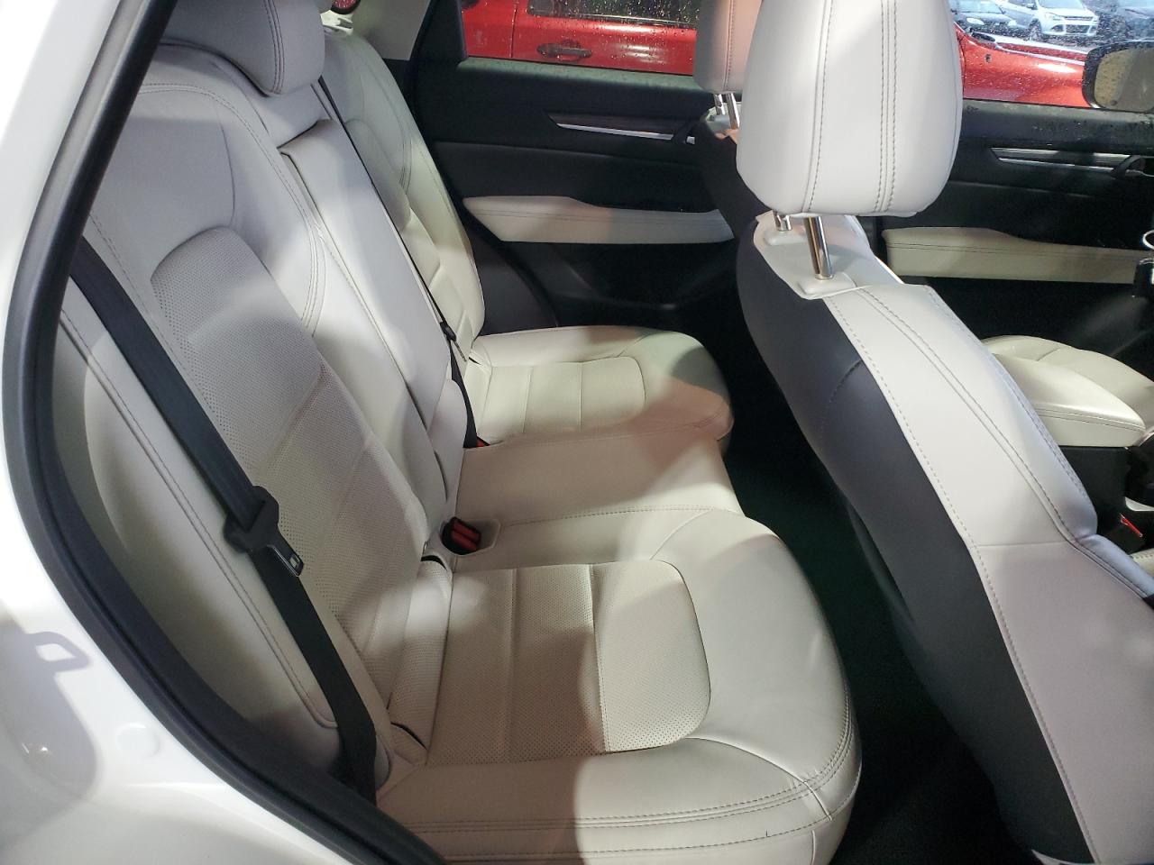 2021 Mazda CX-5 - Image 11