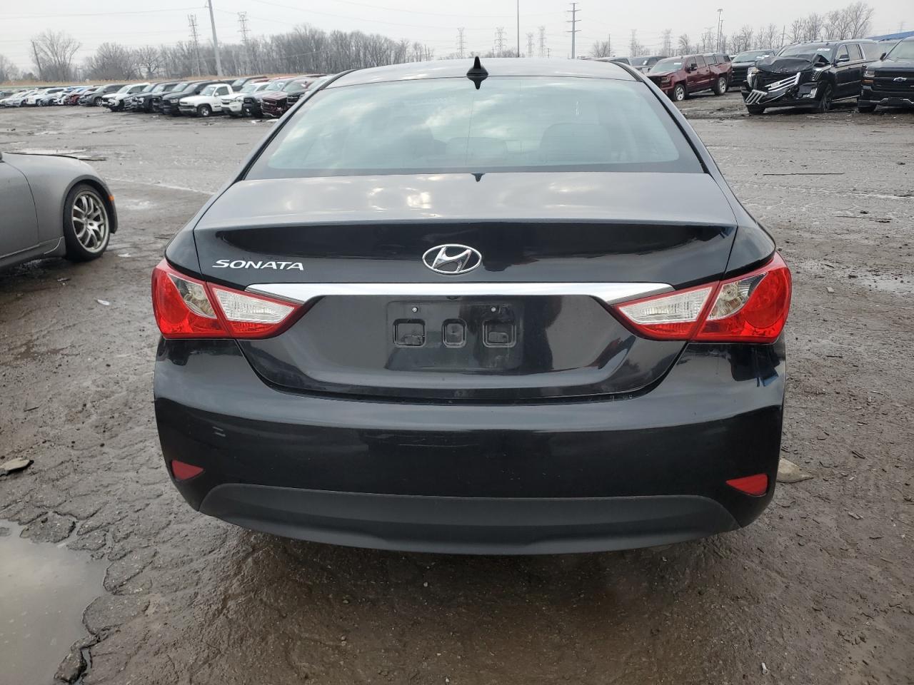 2014 Hyundai Sonata - Image 6