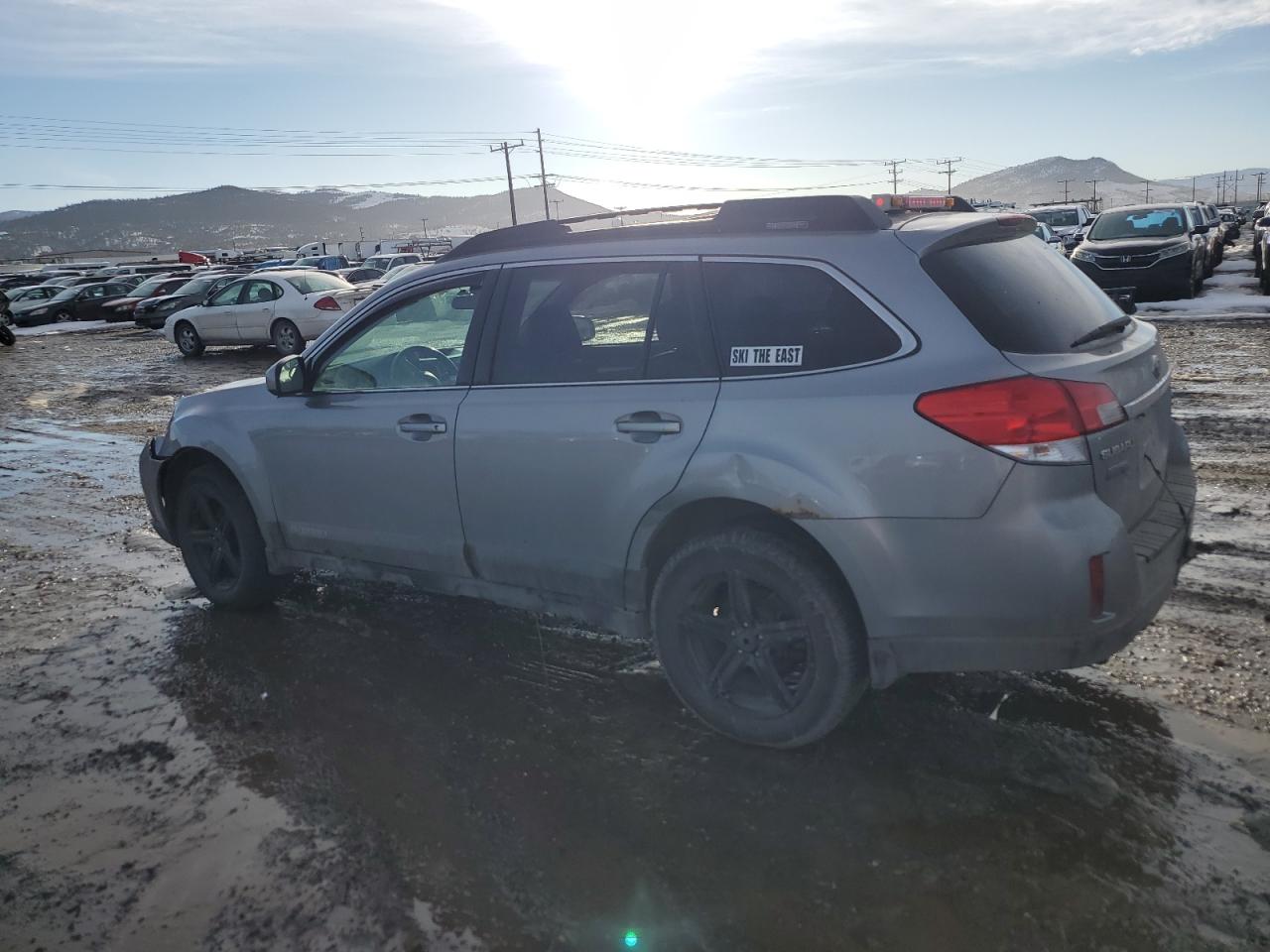 2010 Subaru Outback - Image 2