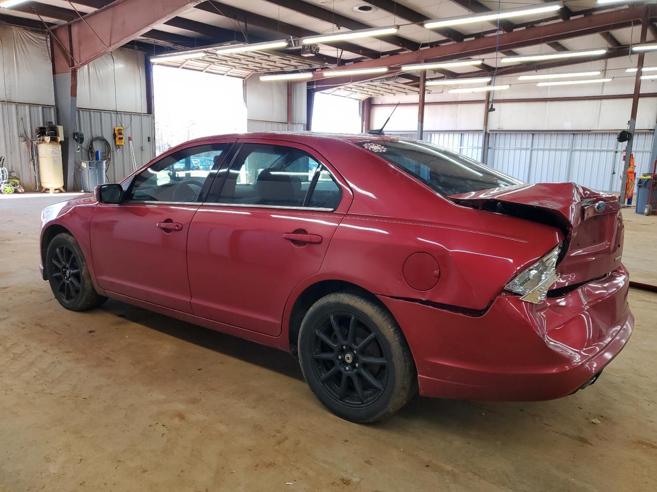 2011 Ford Fusion - Image 2