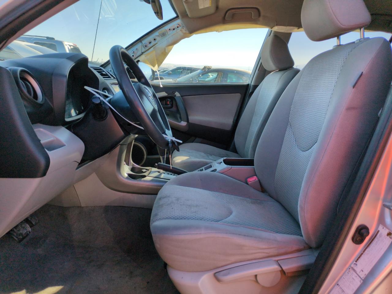 2008 Toyota RAV 4 - Image 7