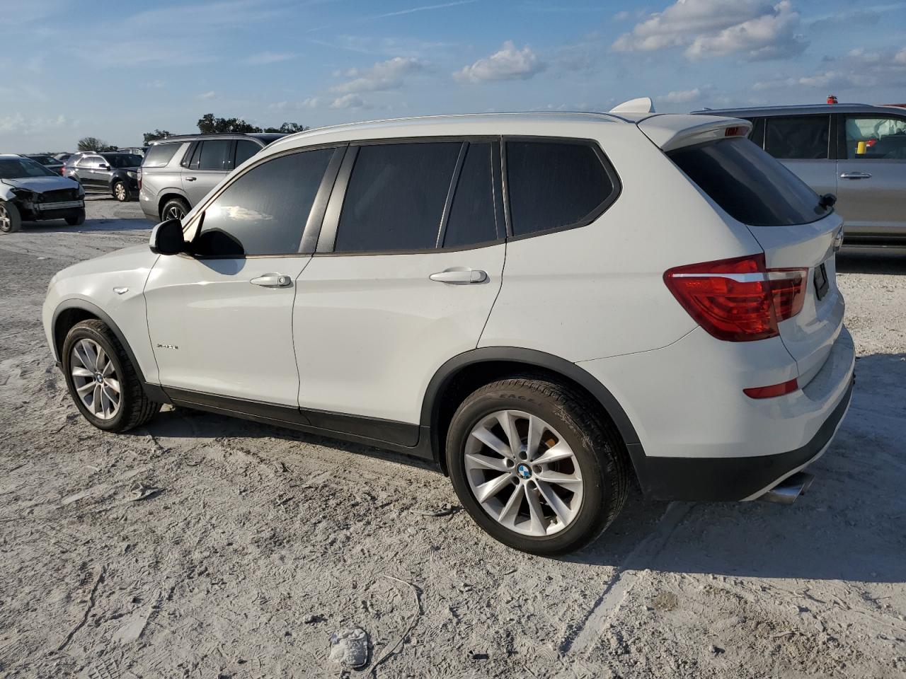 2015 BMW X3 - Image 2