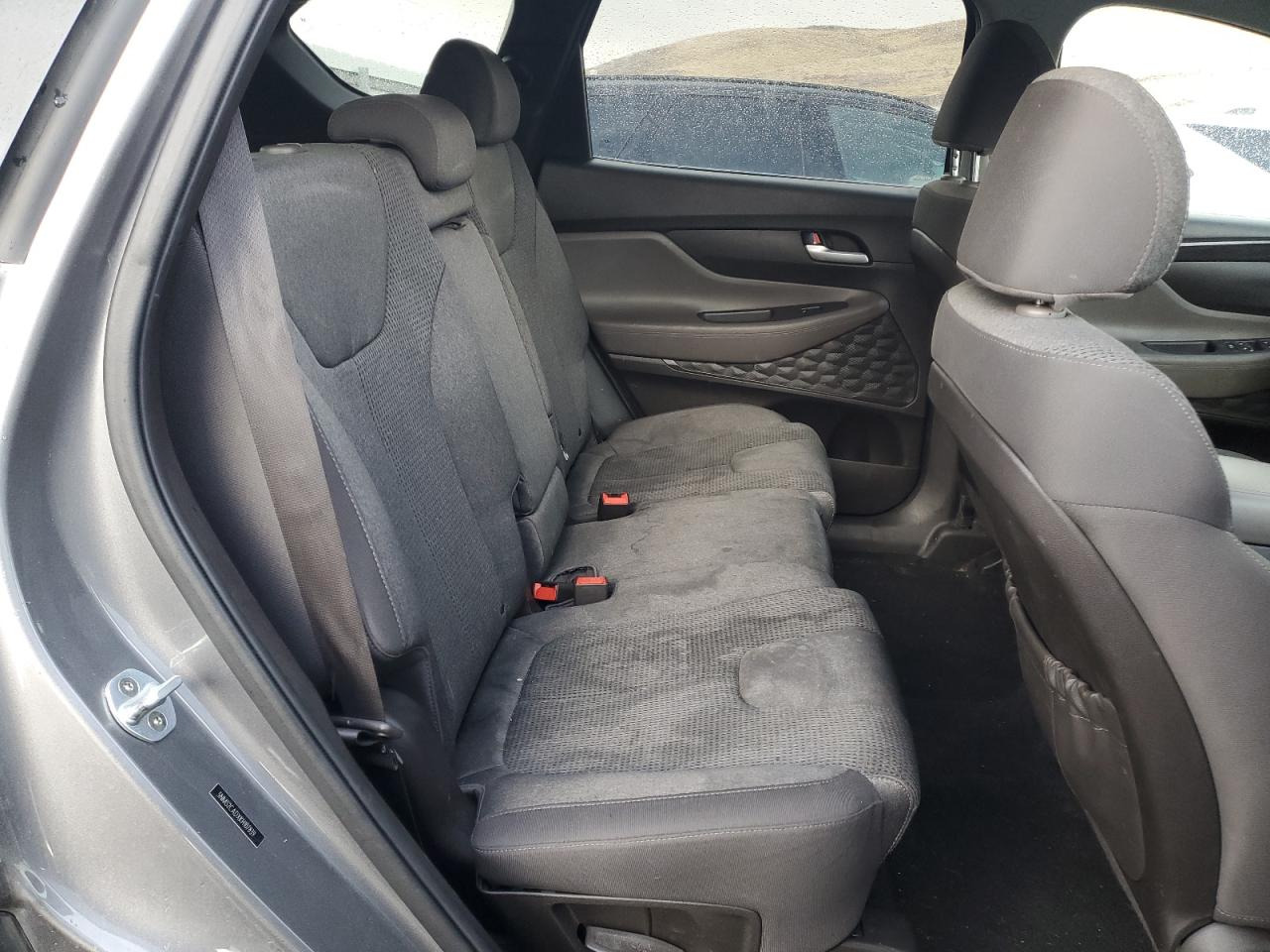 2019 Hyundai Santa Fe - Image 10