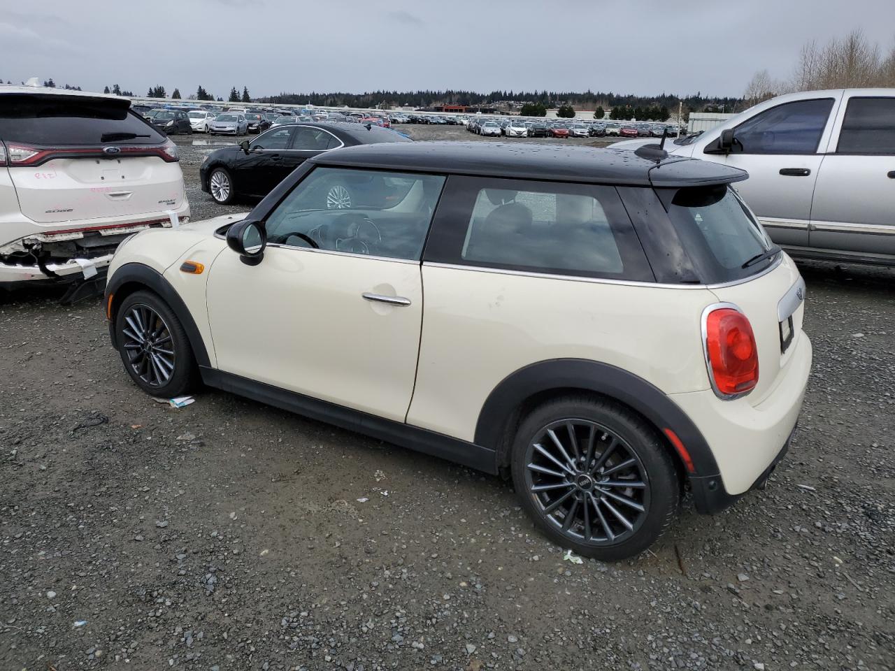 2015 MINI Cooper - Image 2
