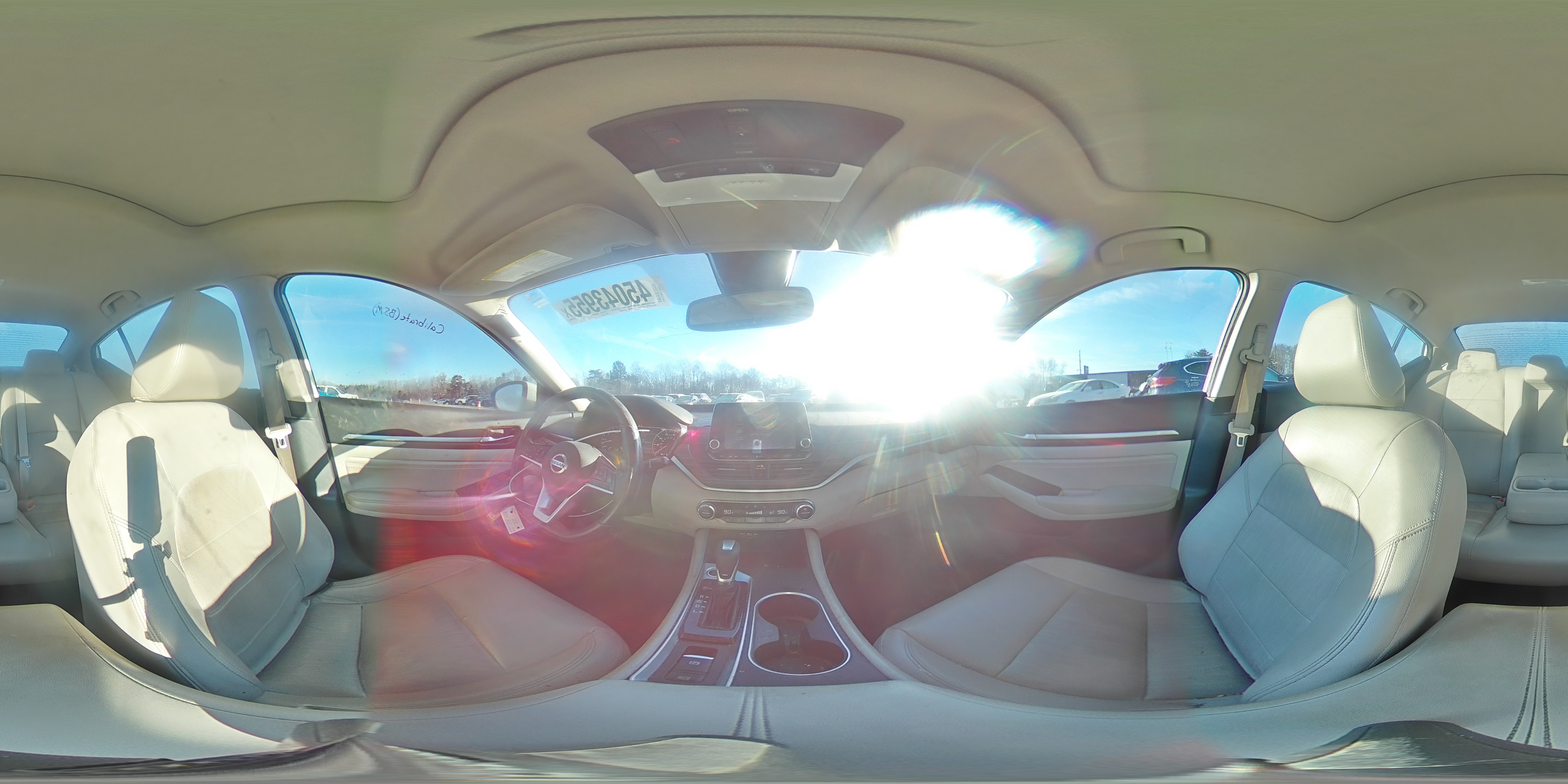 2019 Nissan Altima - Image 13