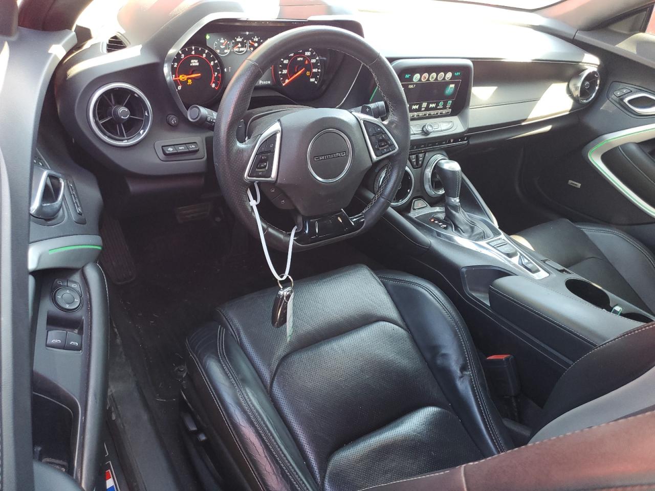 2016 Chevrolet Camaro - Image 8