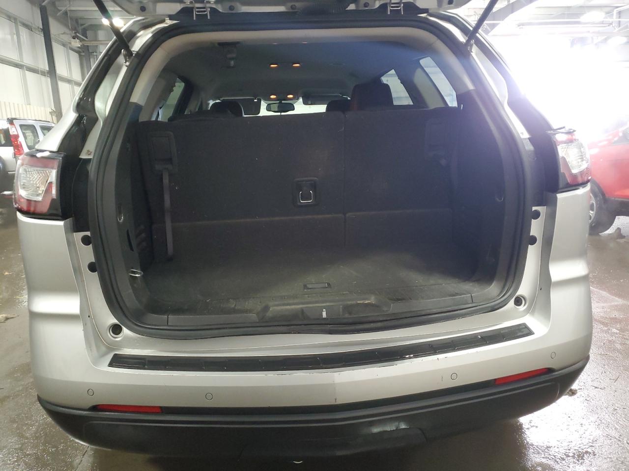 2013 Chevrolet Traverse - Image 6