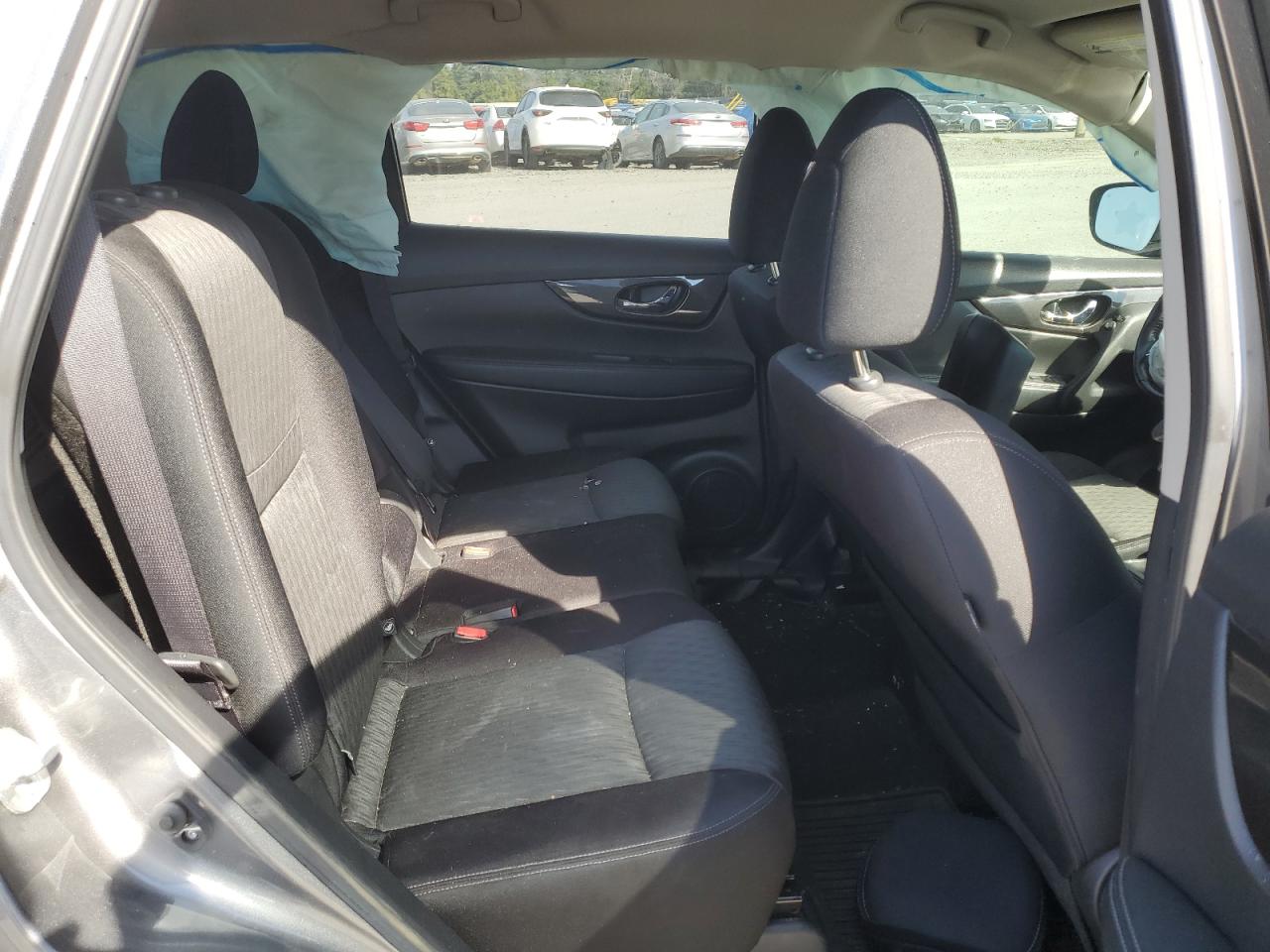 2020 Nissan Rogue - Image 11