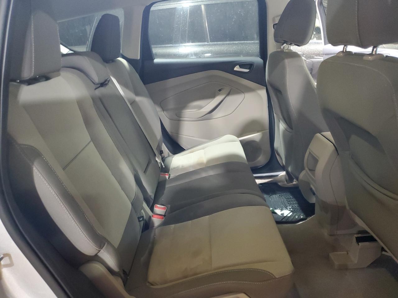 2015 Ford Escape - Image 11