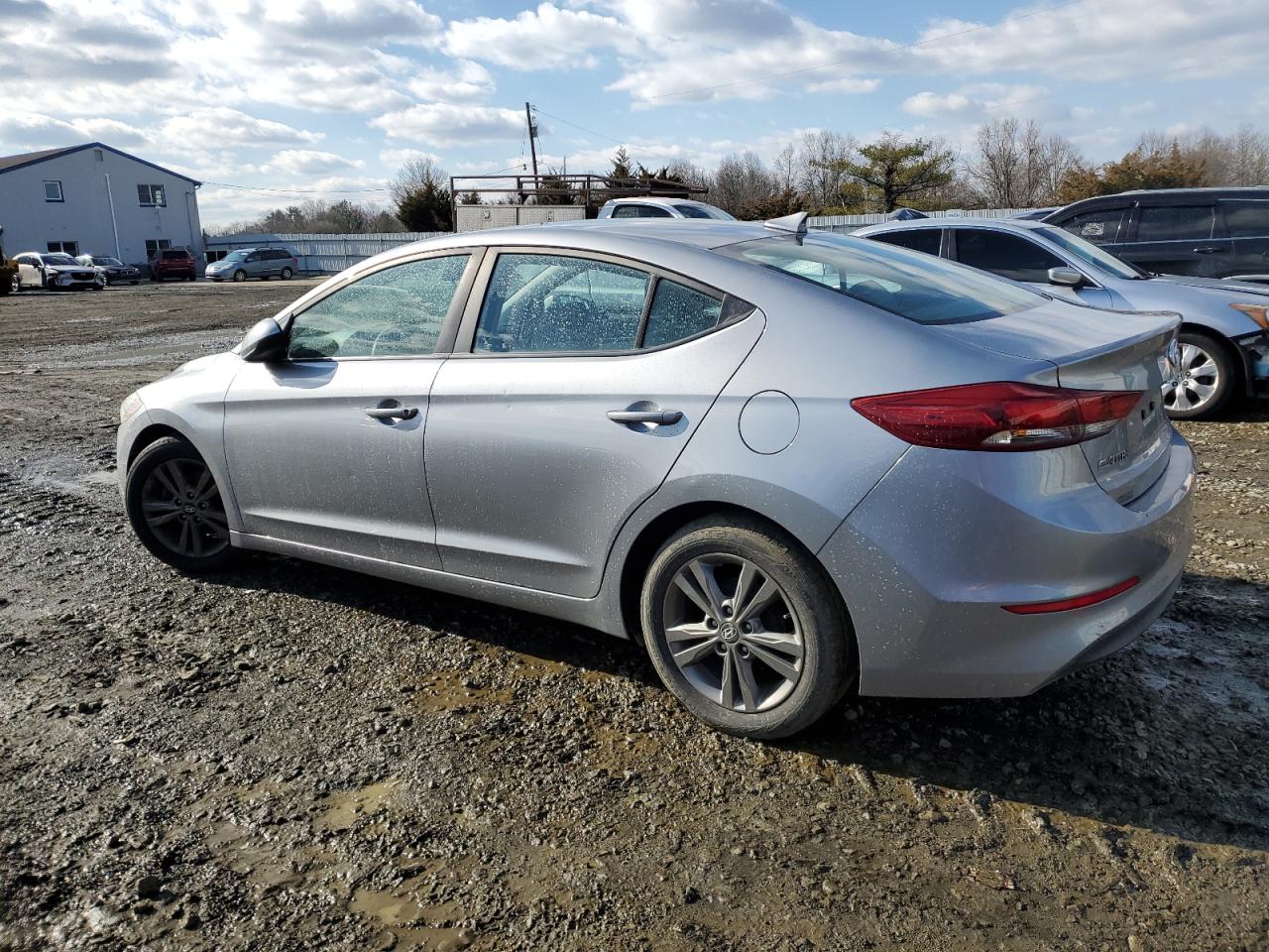 2017 Hyundai Elantra - Image 2