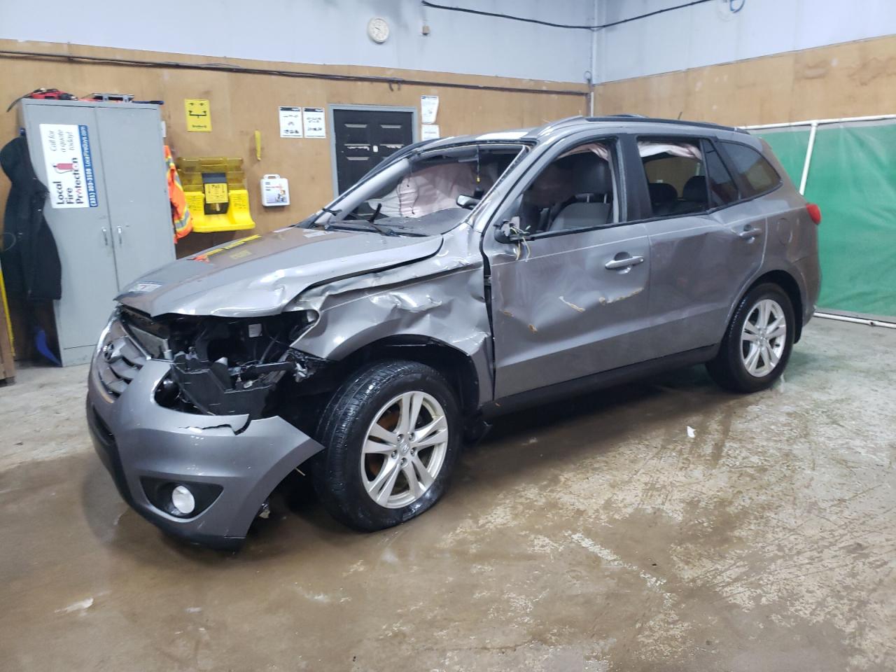 2010 Hyundai Santa Fe - Image 1