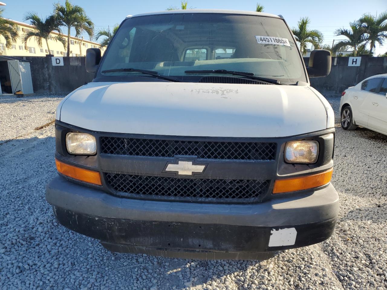 2013 Chevrolet Express - Image 5