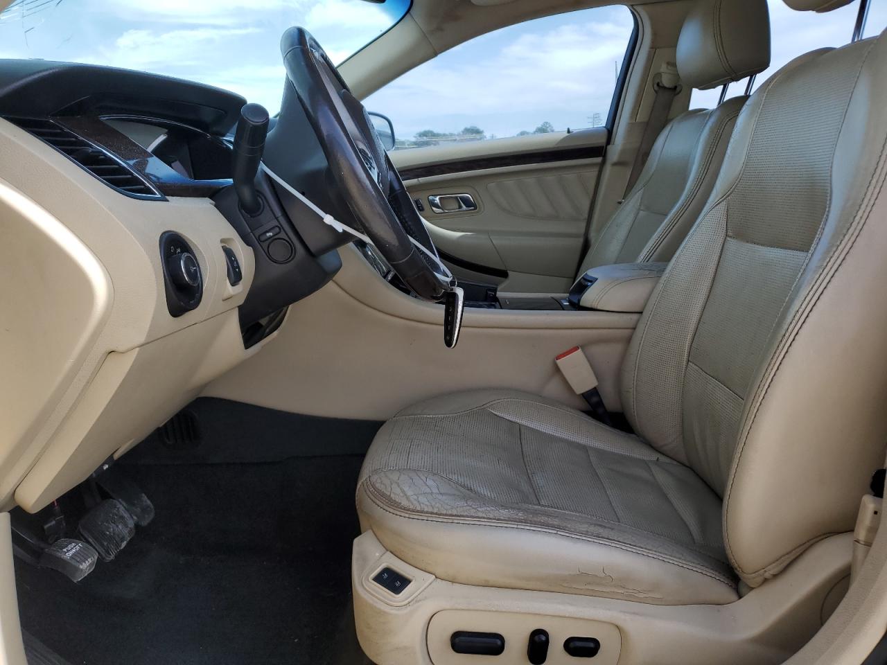 2013 Ford Taurus - Image 7