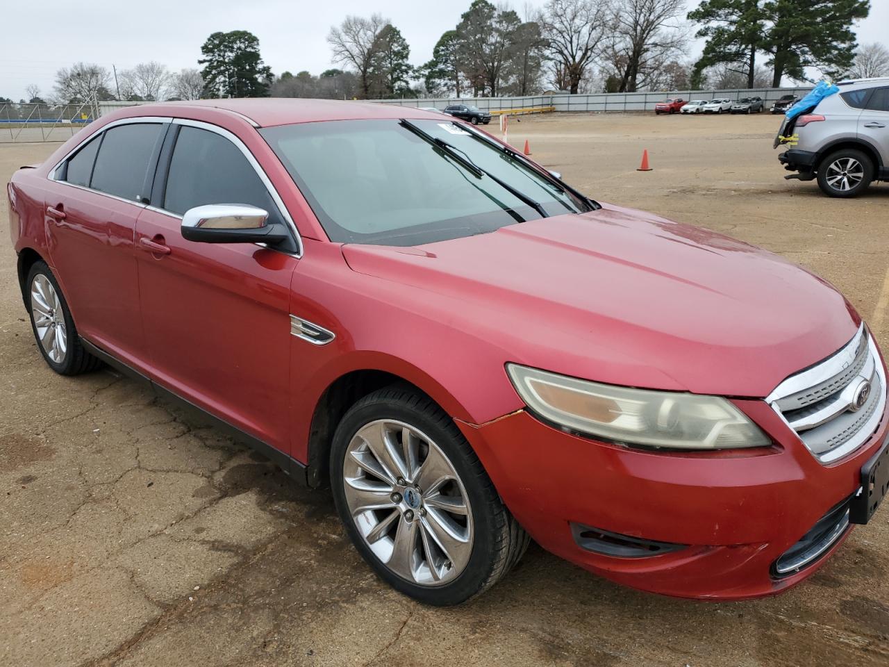 2011 Ford Taurus - Image 4