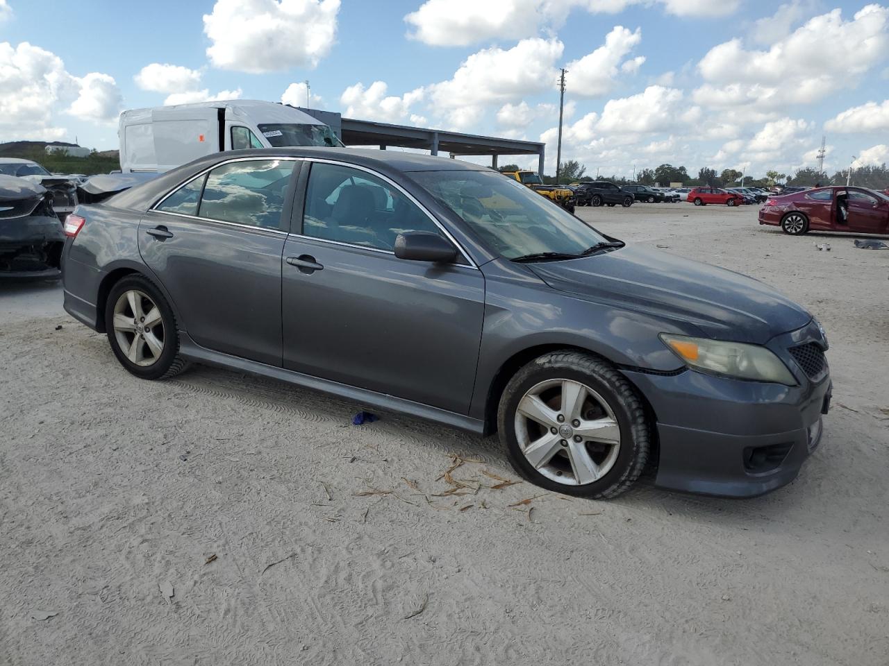 2010 Toyota Camry - Image 4