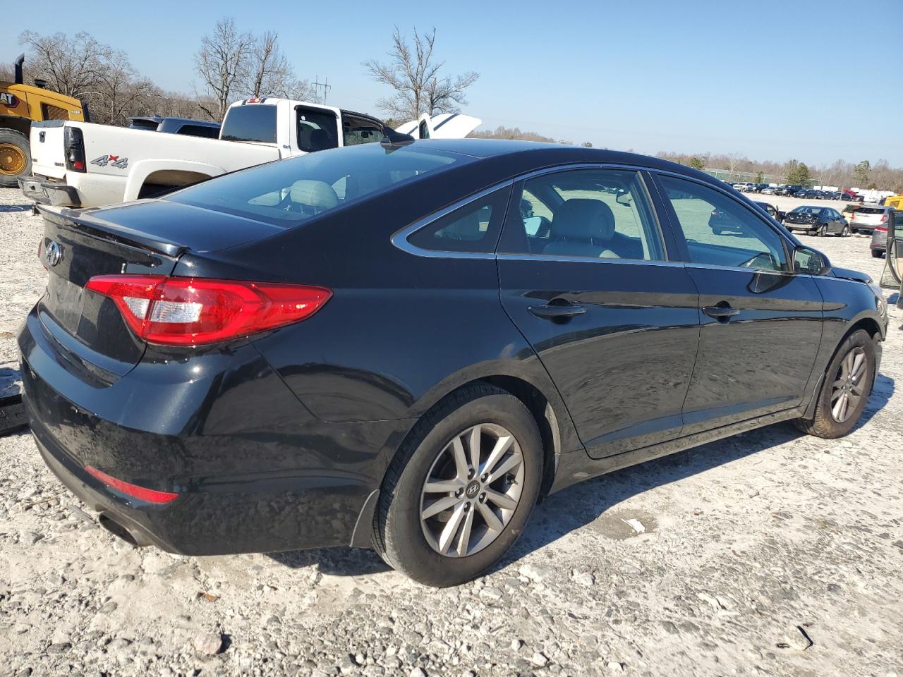 2016 Hyundai Sonata - Image 3