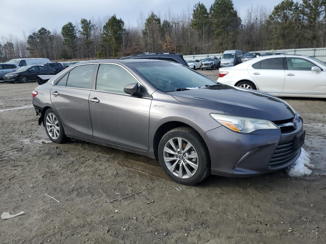 2017 Toyota Camry - Image 4
